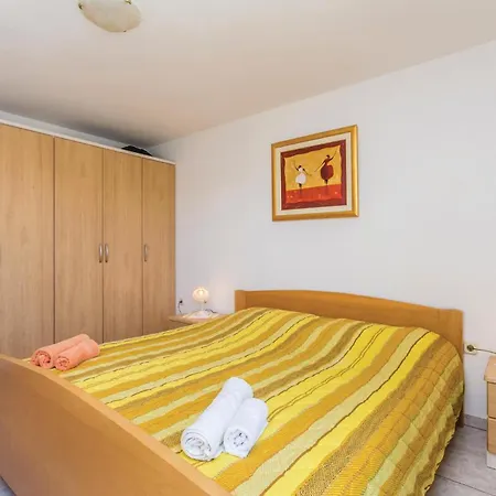 4 Bedroom Cozy In