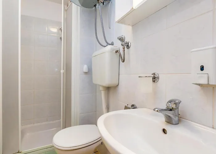 4 Bedroom Cozy In * Poljica